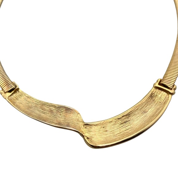 Vintage Gold-Tone Omega Chain with Marbled Green Enamel Pendant Collar Necklace - Picture 8 of 10